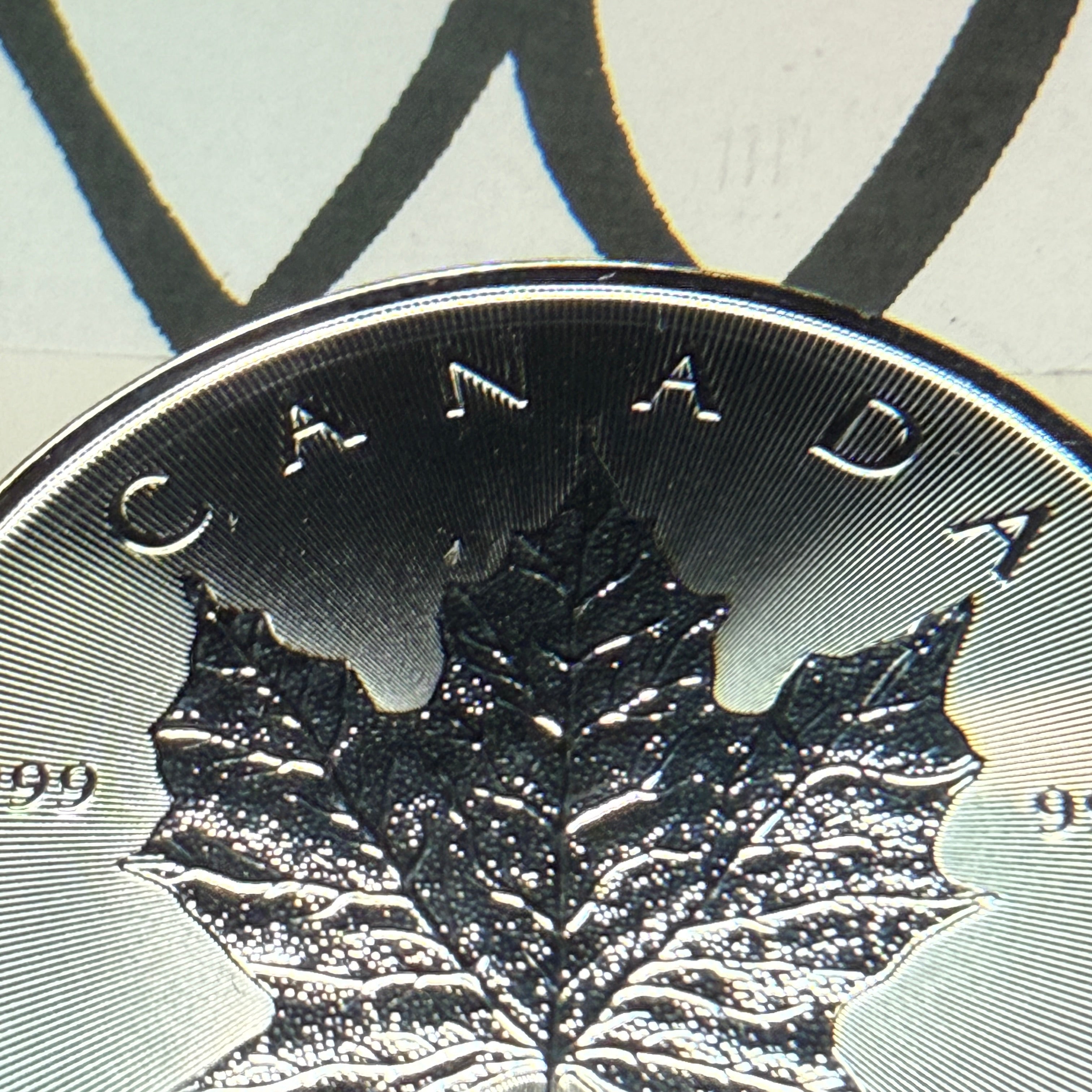 Queen Elizabeth Silver Round • Canada Maple Leaf 🍁  .999 Silver Round Bullion