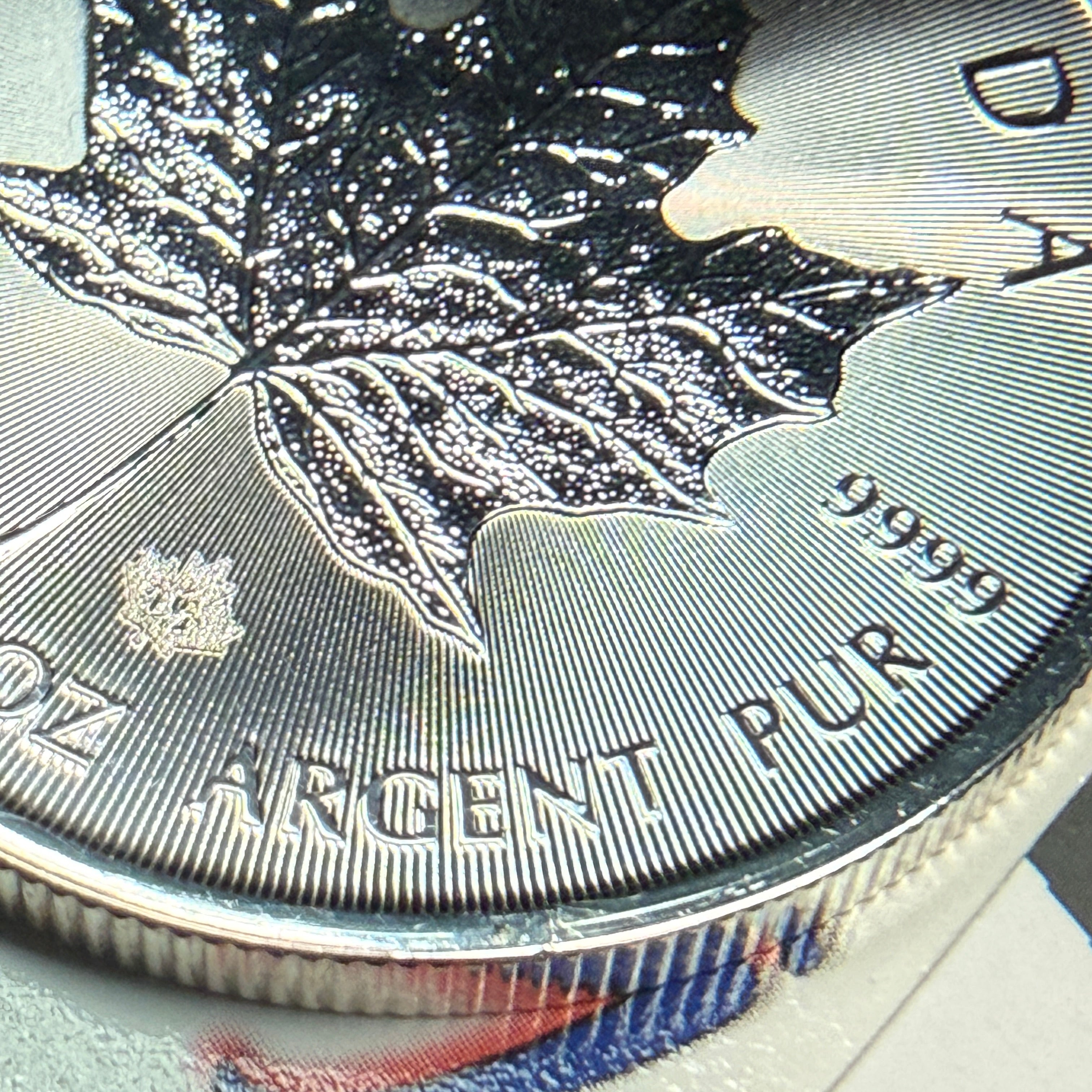 Queen Elizabeth Silver Round • Canada Maple Leaf 🍁  .999 Silver Round Bullion