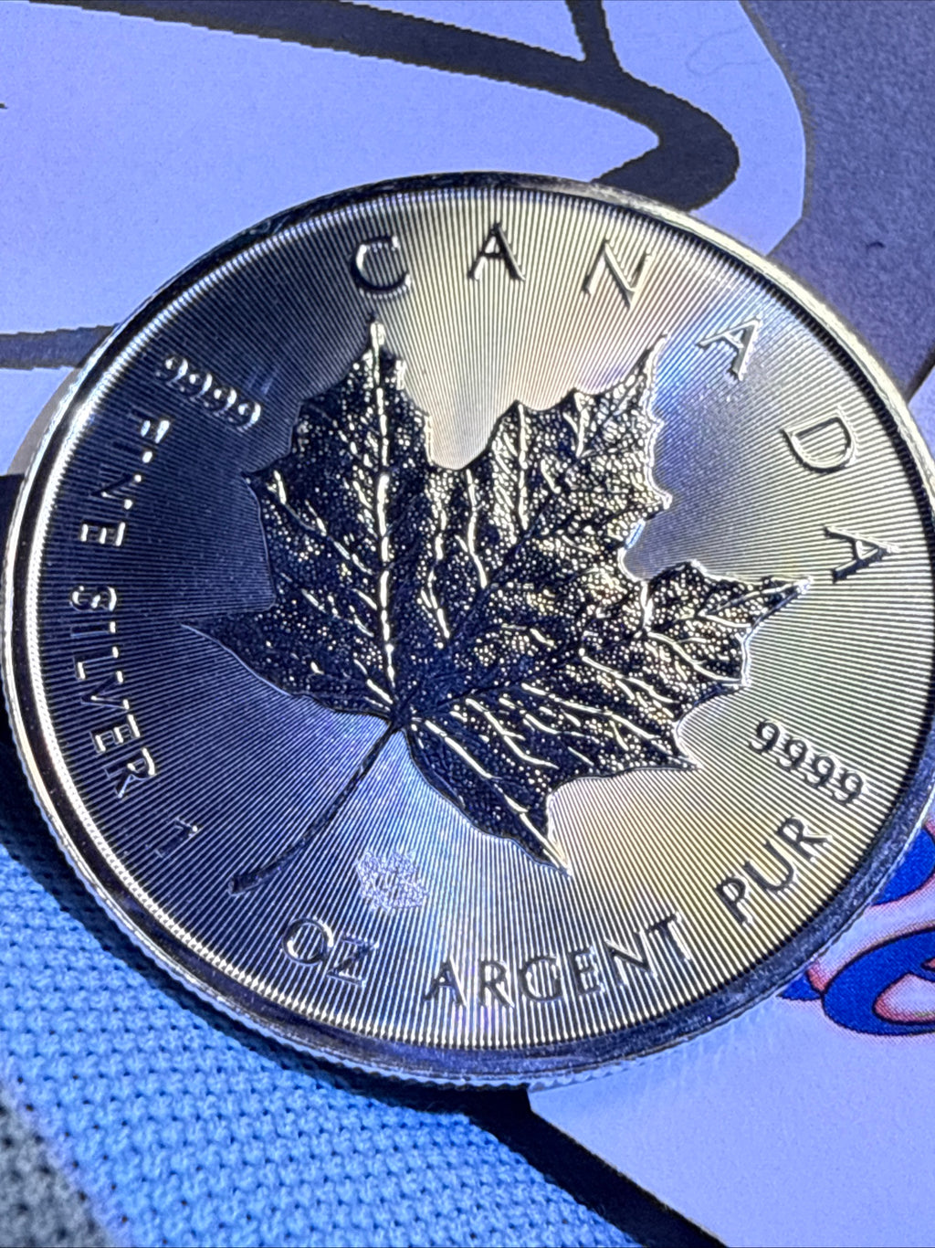 Silver Round • Elizabeth • Maple Leaf