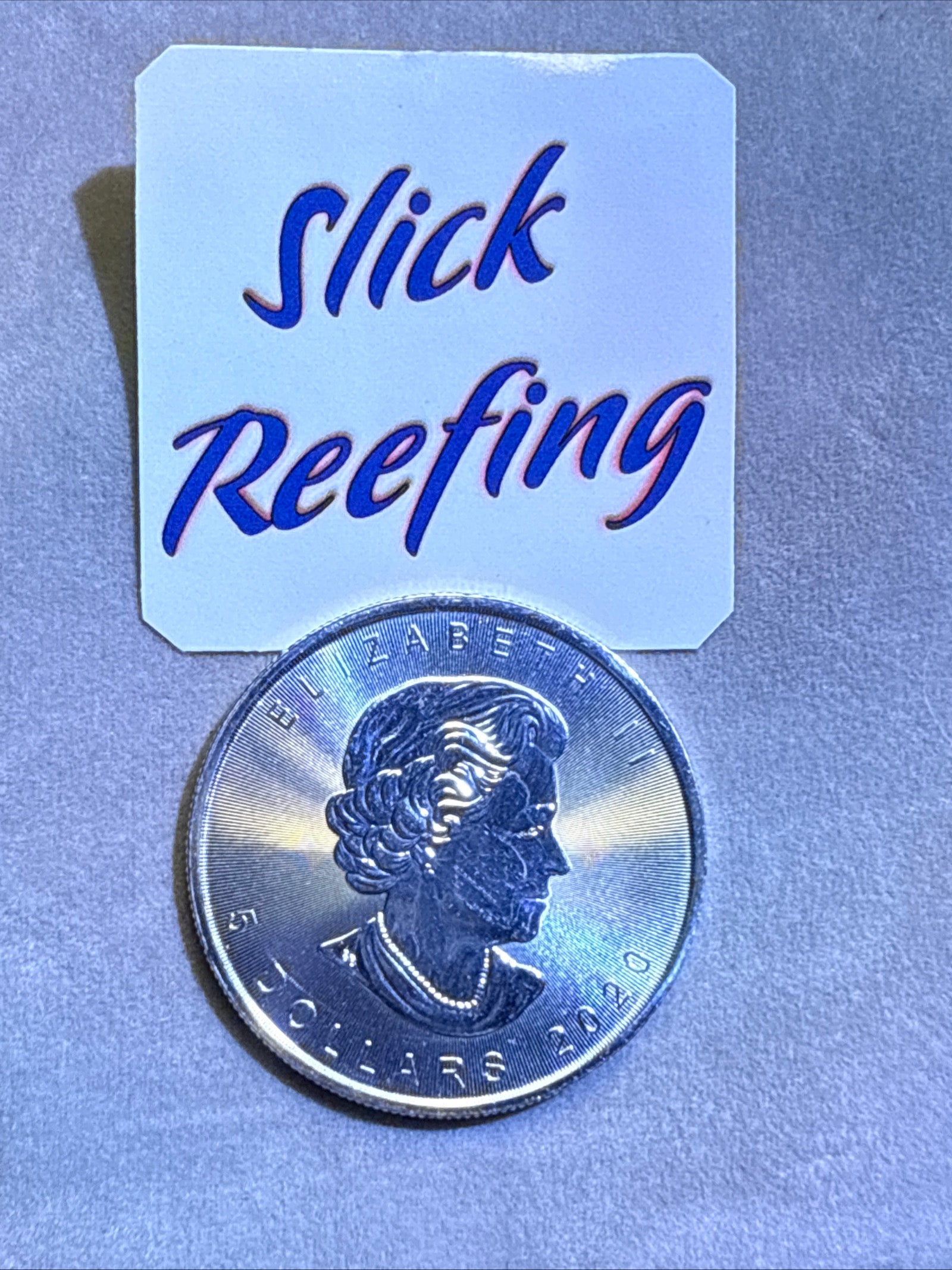 Silver Round • Elizabeth • Maple Leaf