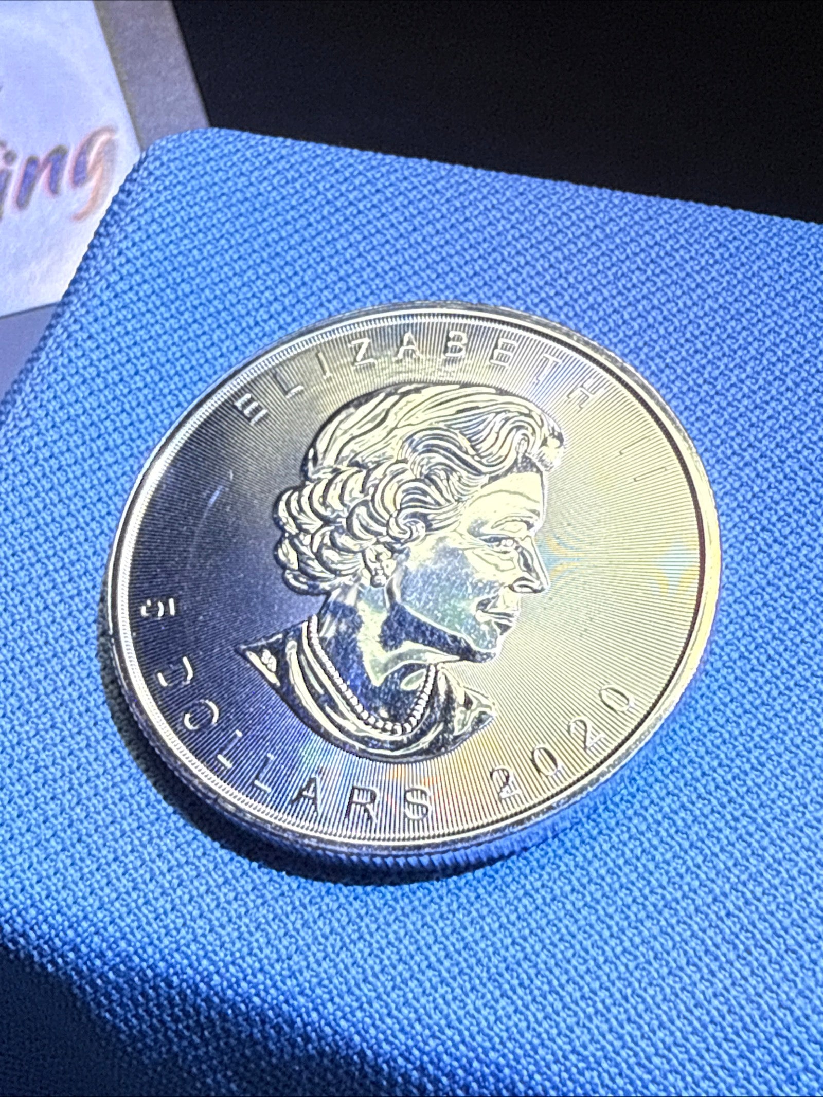 Silver Round • Elizabeth • Maple Leaf