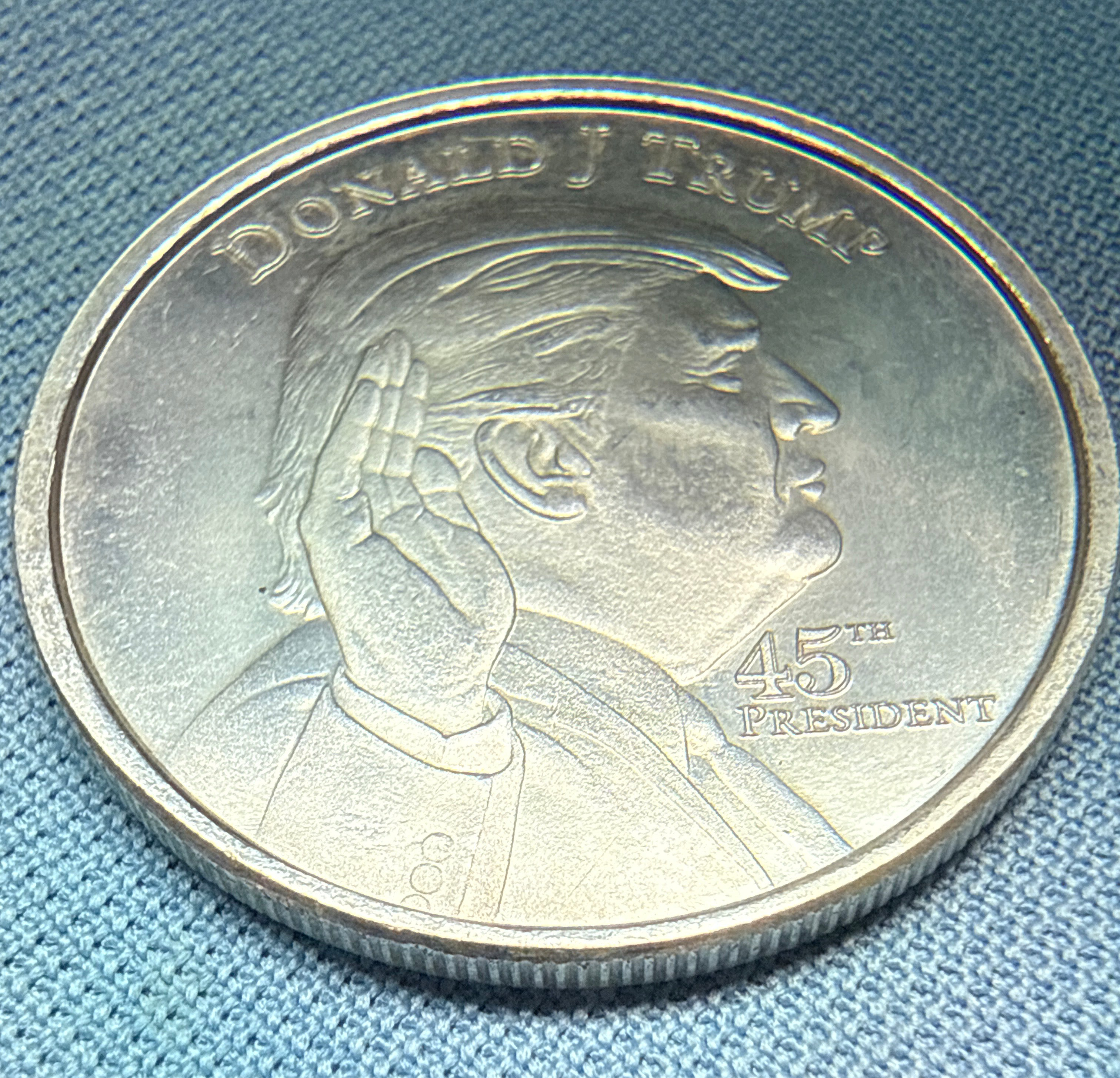 Bullion Silver Round • Donald Trump ✋🏻 Coin 🪙 45th President Coin .999 Silver Round Bullion
